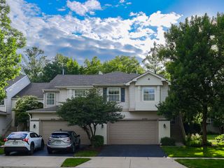 2436 Madiera Lane, Buffalo Grove, IL 60089
