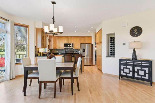 583 Summerfield Drive, Chanhassen, MN 55317