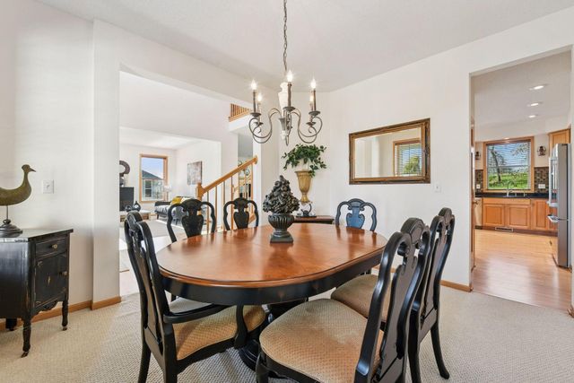 583 Summerfield Drive, Chanhassen, MN 55317