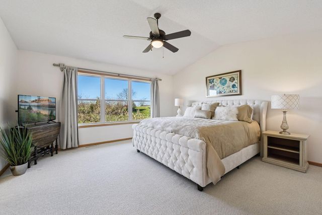 583 Summerfield Drive, Chanhassen, MN 55317