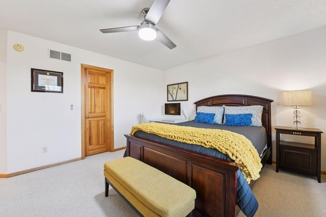 583 Summerfield Drive, Chanhassen, MN 55317