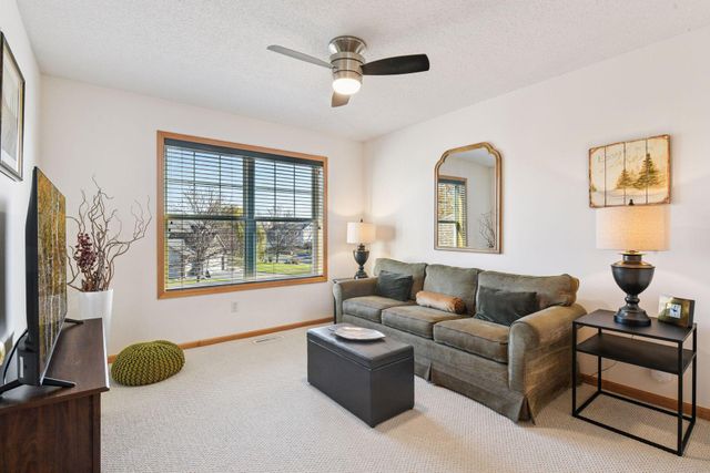 583 Summerfield Drive, Chanhassen, MN 55317