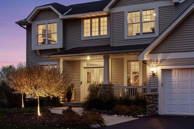 583 Summerfield Drive, Chanhassen, MN 55317