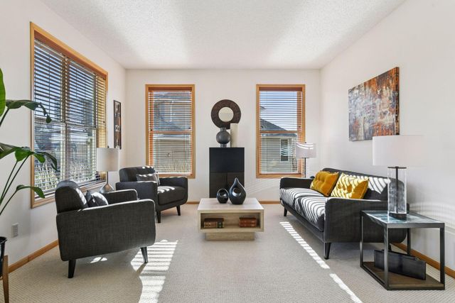 583 Summerfield Drive, Chanhassen, MN 55317