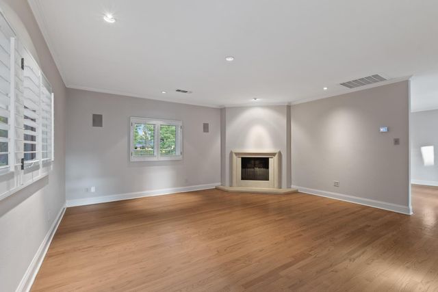 400 Crocker Rd, Sacramento, CA 95864