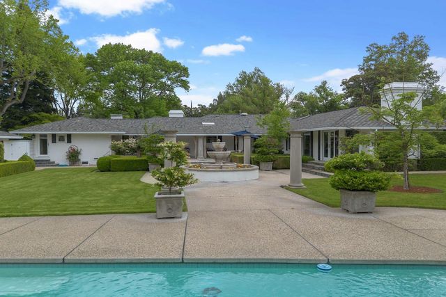 400 Crocker Rd, Sacramento, CA 95864