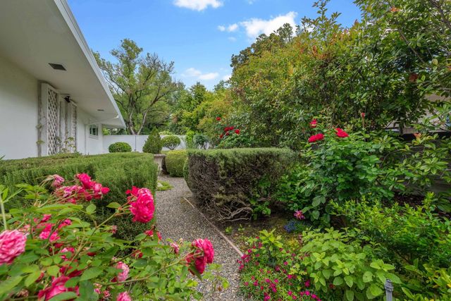 400 Crocker Rd, Sacramento, CA 95864