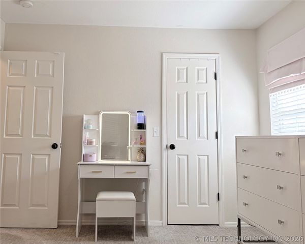 10221 E 114th Place S, Bixby, OK 74008