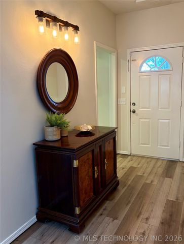 10221 E 114th Place S, Bixby, OK 74008