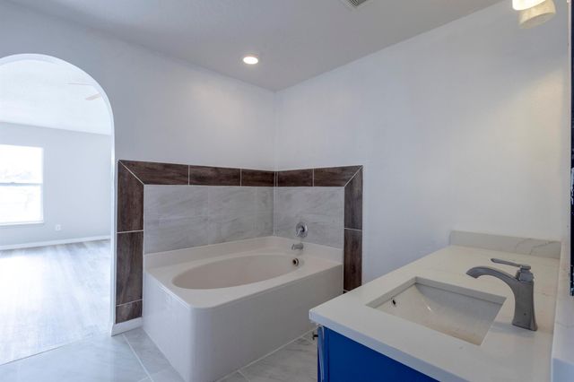 1401 SW Heather Street, Port St Lucie, FL 34983