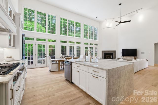 5424 Amanda Lane, Belmont, NC 28012