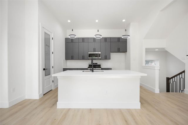 2115 Dan Street, Houston, TX 77020