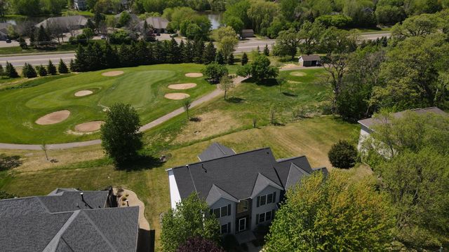 2888 Eagle Valley Drive, Woodbury, MN 55129