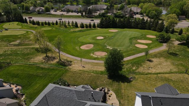 2888 Eagle Valley Drive, Woodbury, MN 55129