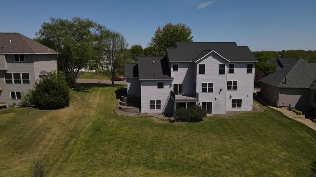 2888 Eagle Valley Drive, Woodbury, MN 55129