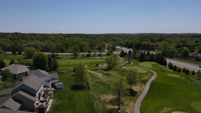 2888 Eagle Valley Drive, Woodbury, MN 55129