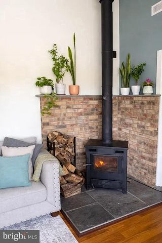 1919 CREEK RD, Hainesport, NJ 08036