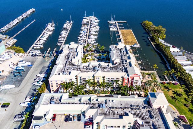 806 E Windward Way 622, Lantana, FL 33462