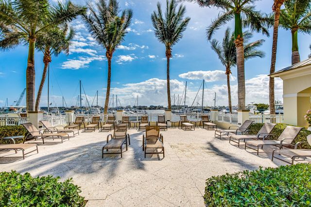 806 E Windward Way 622, Lantana, FL 33462