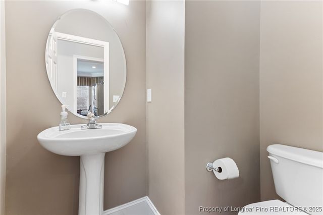 58 Cottswold Lane, Spring Lake, NC 28390