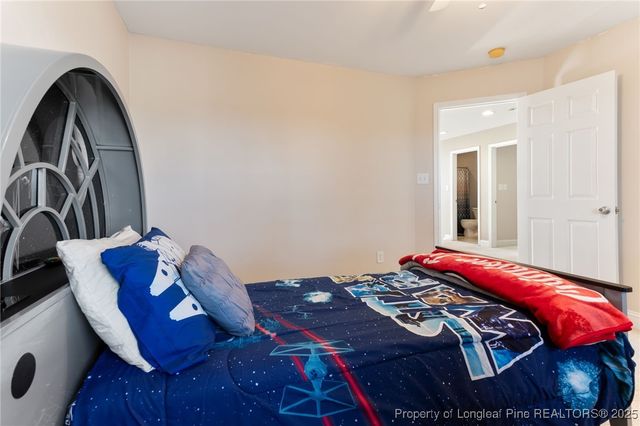 58 Cottswold Lane, Spring Lake, NC 28390