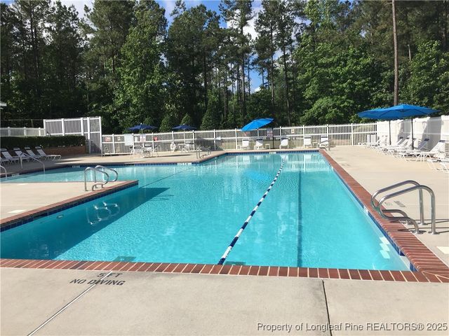 58 Cottswold Lane, Spring Lake, NC 28390