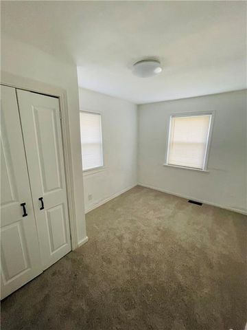 5934 Park Avenue, Kansas City, MO 64130