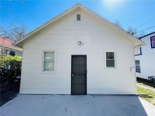 5934 Park Avenue, Kansas City, MO 64130