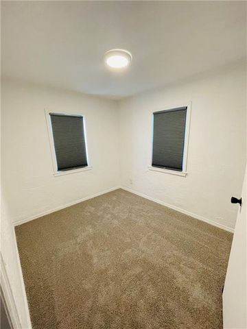 5934 Park Avenue, Kansas City, MO 64130