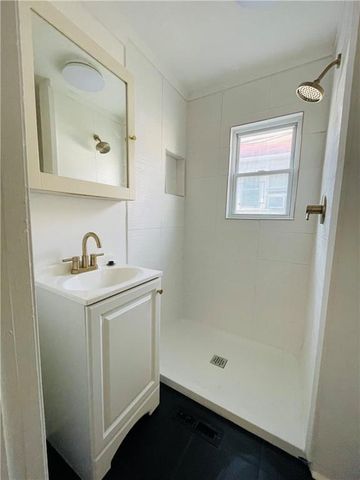 5934 Park Avenue, Kansas City, MO 64130