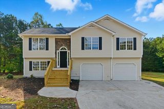 110 Glenda Court, Villa Rica, GA 30180