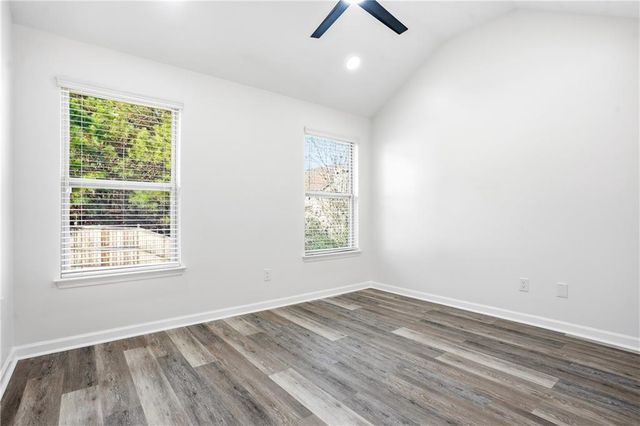 8169 Lochley Drive, Fairburn, GA 30213