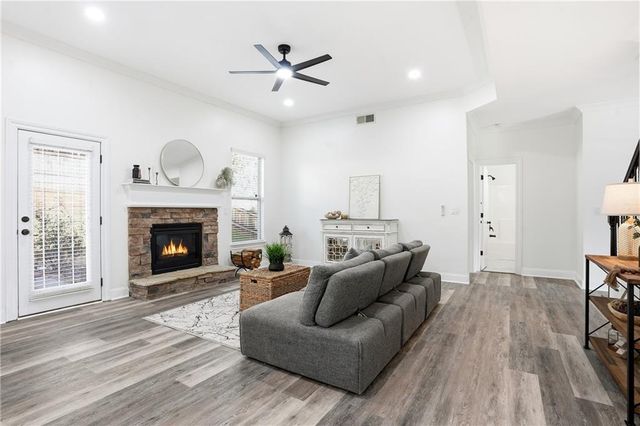 8169 Lochley Drive, Fairburn, GA 30213