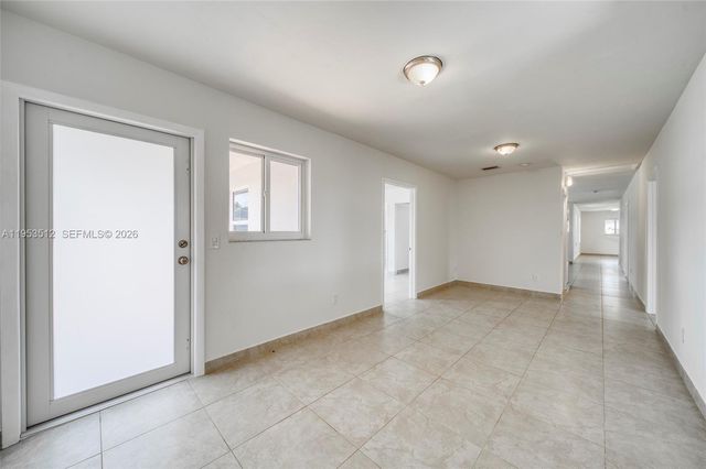 9557 SW 40th Ter 9557, Miami, FL 33165