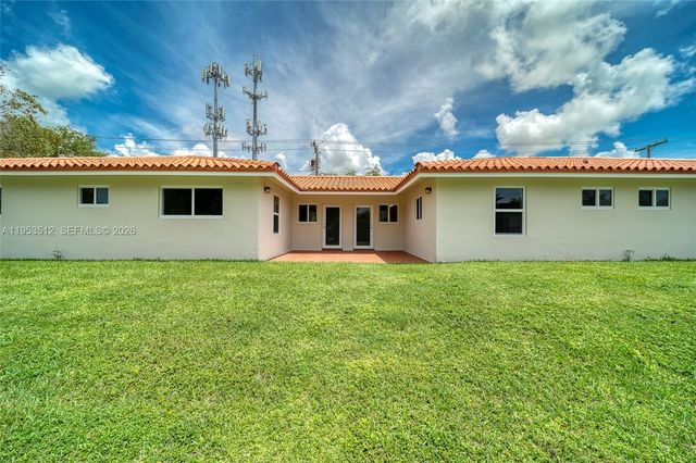 9557 SW 40th Ter 9557, Miami, FL 33165