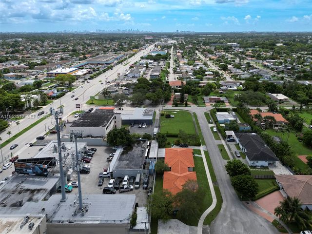 9557 SW 40th Ter 9557, Miami, FL 33165