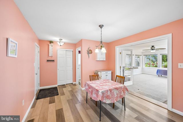 12 LAWN AVE, Norristown, PA 19403