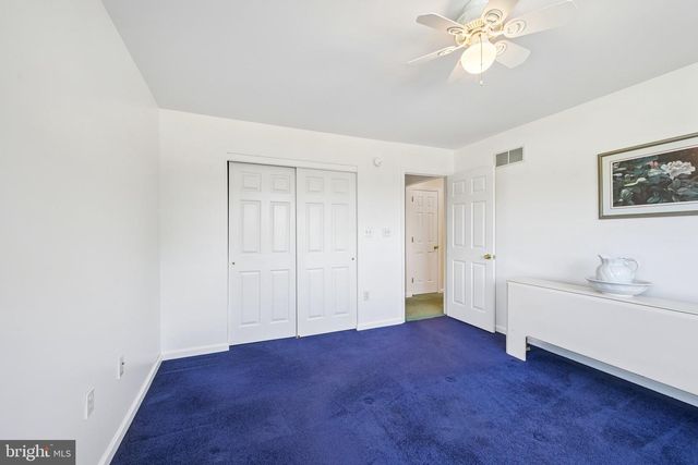 12 LAWN AVE, Norristown, PA 19403