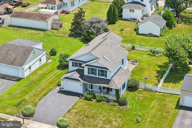 12 LAWN AVE, Norristown, PA 19403