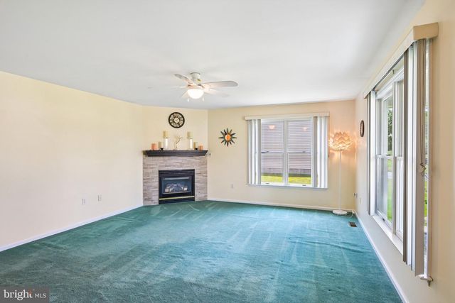 12 LAWN AVE, Norristown, PA 19403