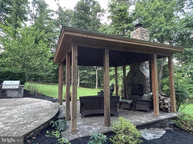 15058 FREDERICK RD, Woodbine, MD 21797