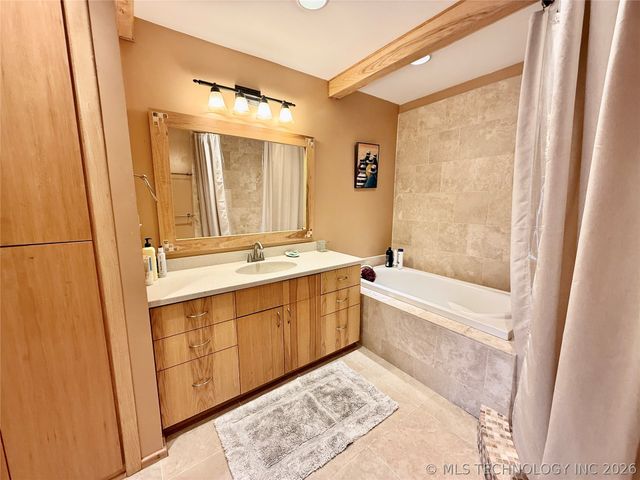 537 Lexington Road, Sapulpa, OK 74066