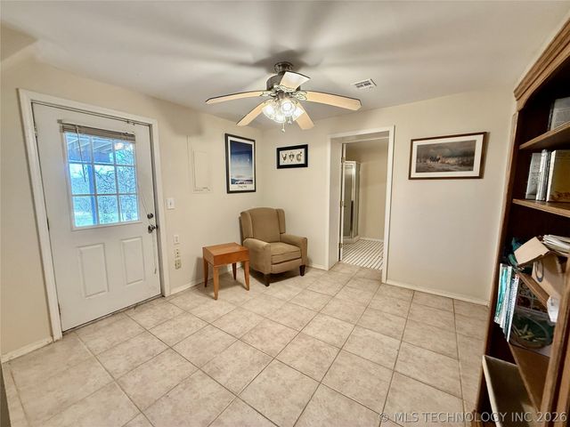 537 Lexington Road, Sapulpa, OK 74066