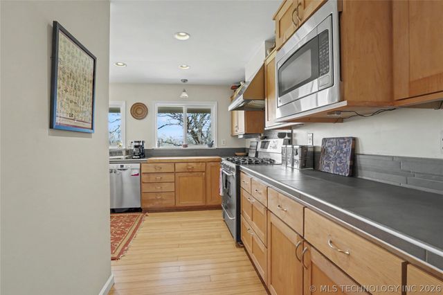 537 Lexington Road, Sapulpa, OK 74066