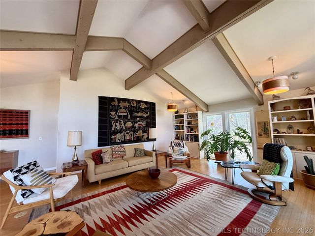 537 Lexington Road, Sapulpa, OK 74066