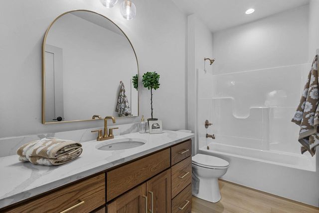 541 SECURITY BOULEVARD, Green Bay, WI 54313