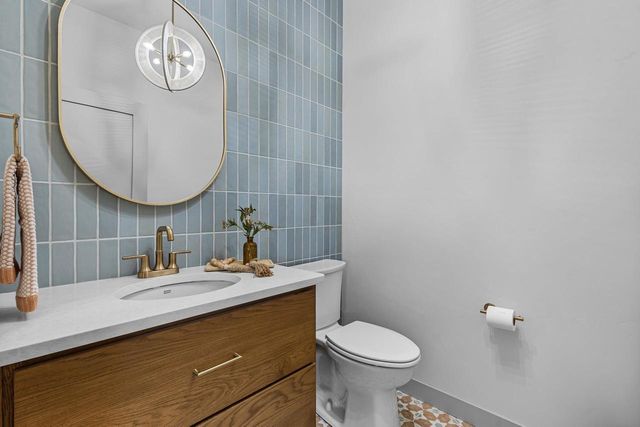 541 SECURITY BOULEVARD, Green Bay, WI 54313