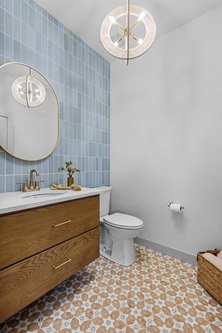 541 SECURITY BOULEVARD, Green Bay, WI 54313