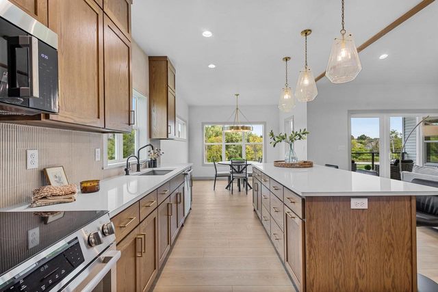 541 SECURITY BOULEVARD, Green Bay, WI 54313