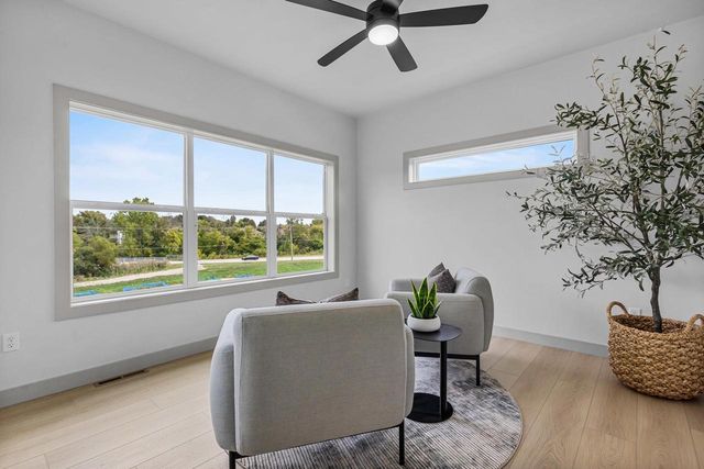 541 SECURITY BOULEVARD, Green Bay, WI 54313